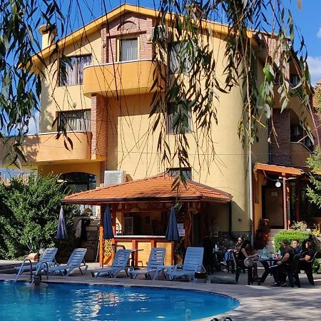 Family Hotel IV Velingrad Eksteriør billede