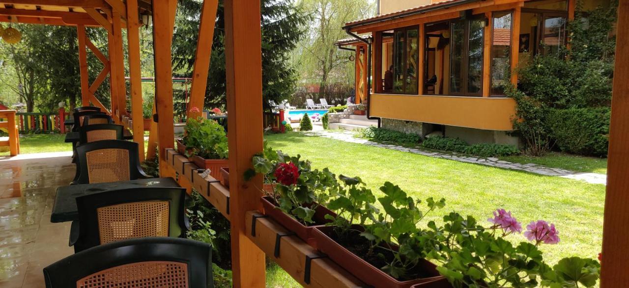 Family Hotel IV Velingrad Eksteriør billede