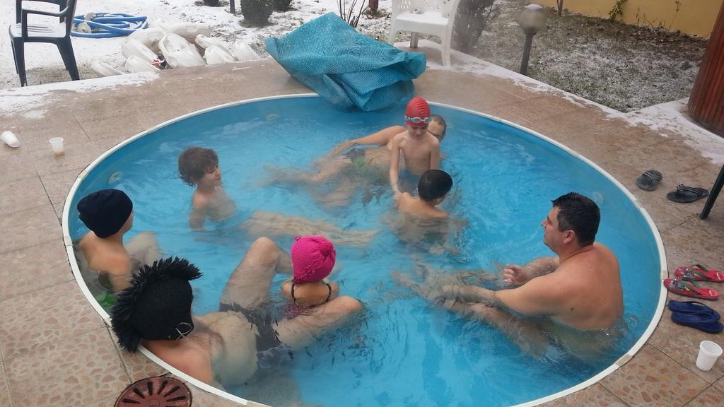 Family Hotel IV Velingrad Eksteriør billede