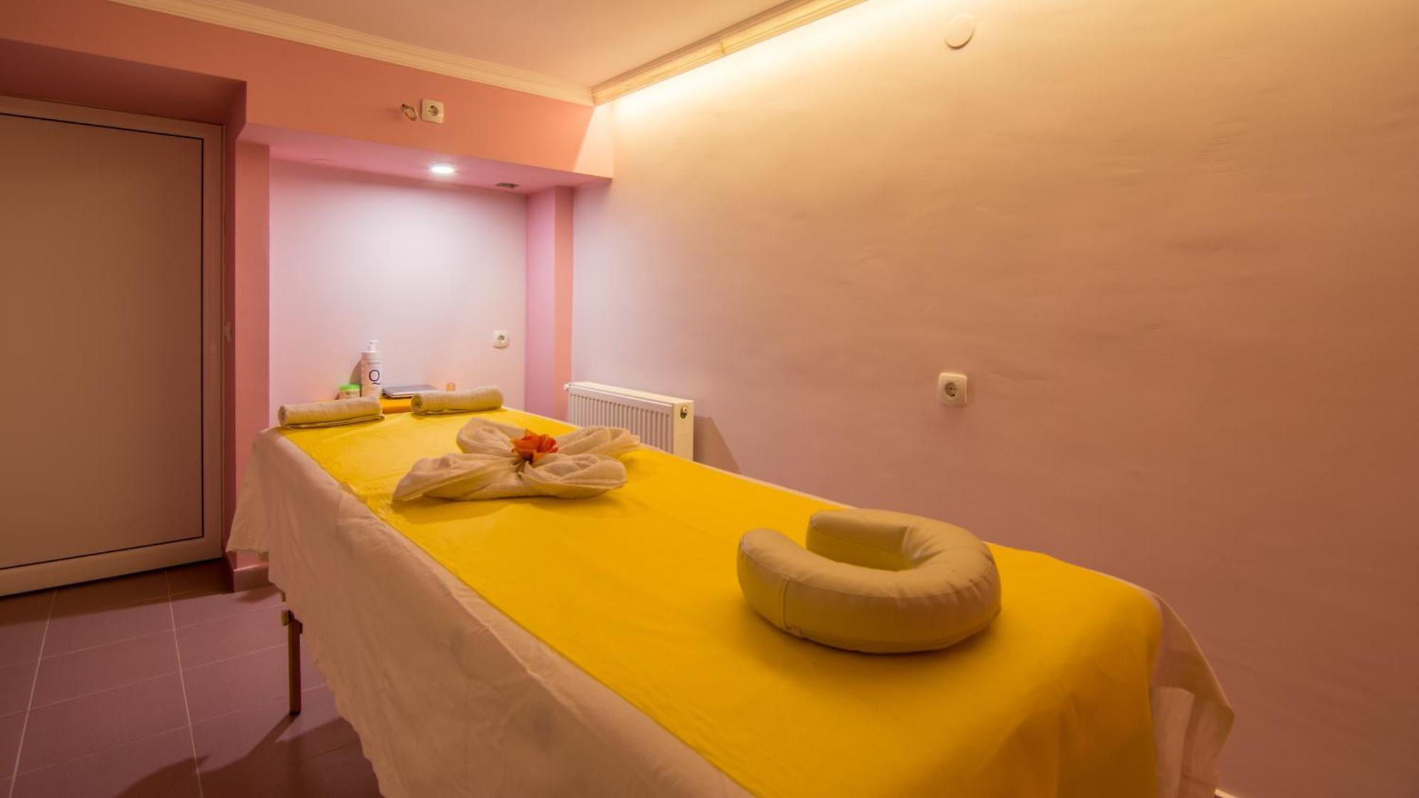 Family Hotel IV Velingrad Eksteriør billede