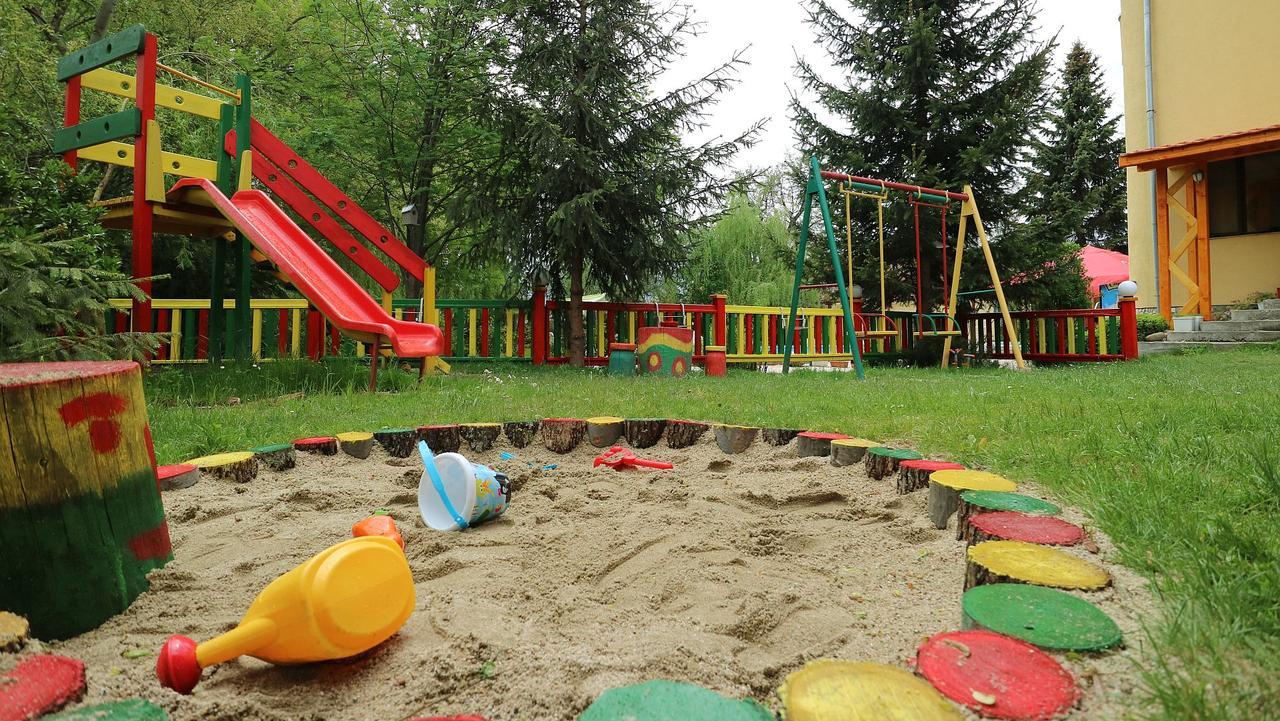 Family Hotel IV Velingrad Eksteriør billede